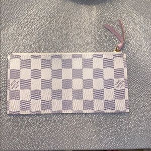 lous vuitton small wallet